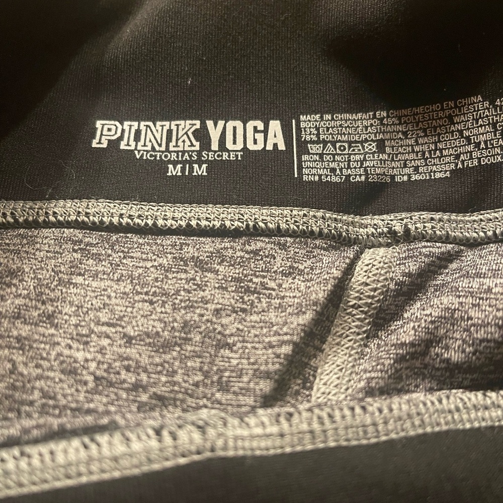 Medium size yoga pants!